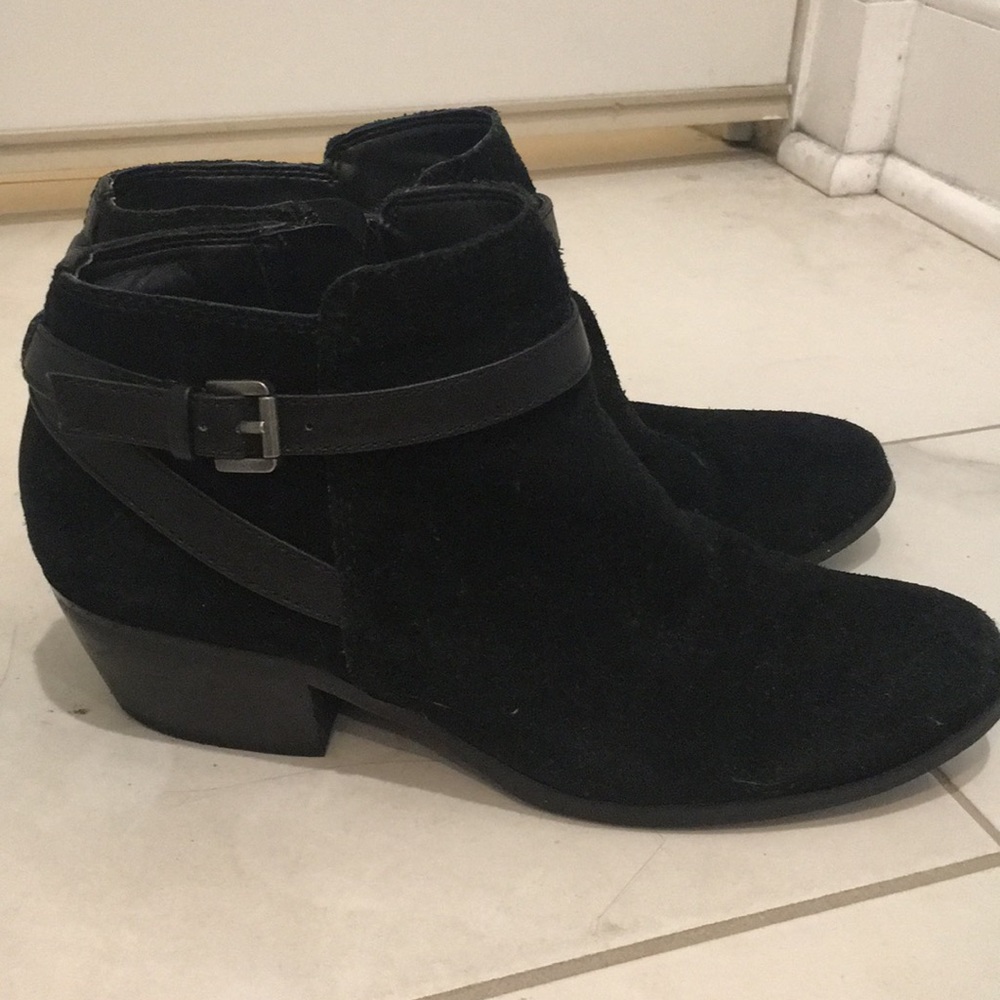 Sam Edelman black suede booties